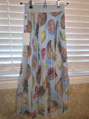 Aritzia Wilfred Twirl Pleated Midi Skirt - Tropical Fruit Print